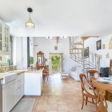 La Maison To Chani *