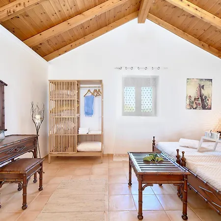La Maison To Chani