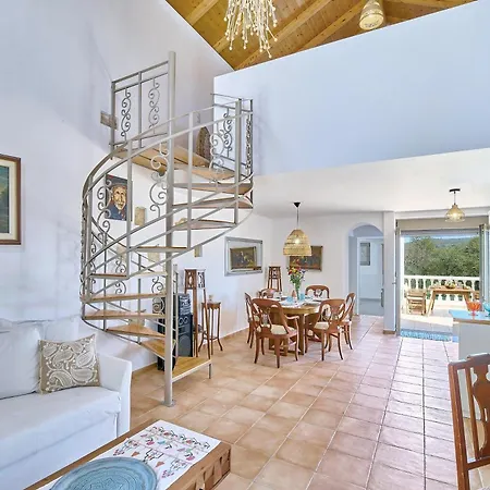 La Maison To Chani *