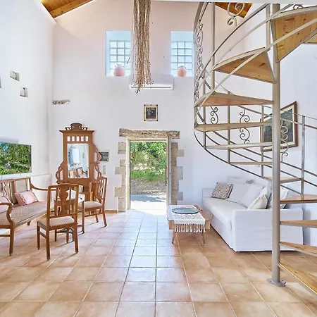 La Maison To Chani Feriehus
